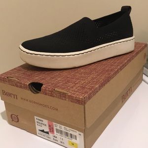 Born solstice slip on shoe, worn once